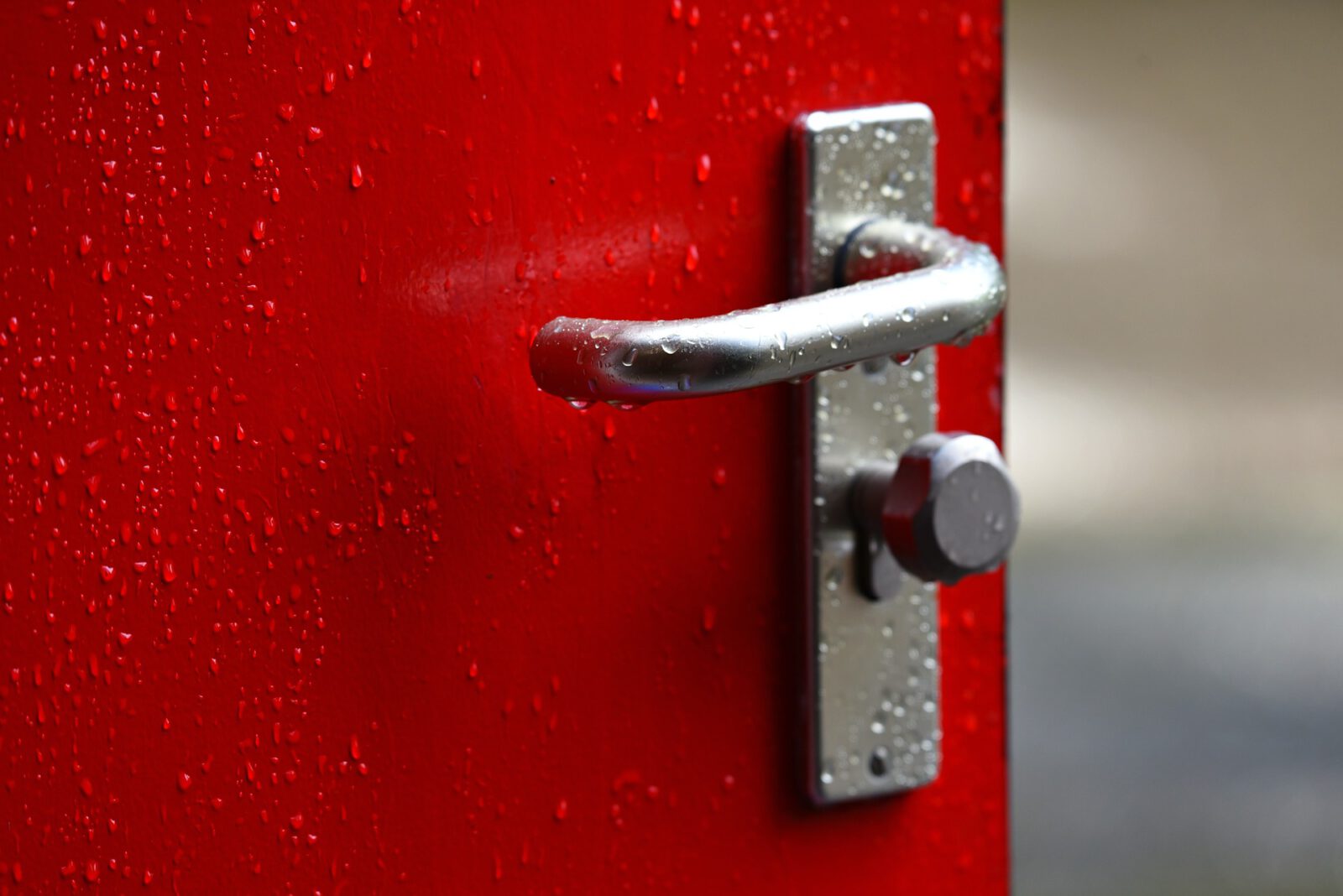 door-handle-3633943_1920 door-handle-3633943_1920
